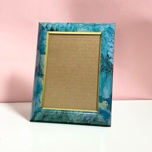 Vintage retro 80s 90s blue abstract trim picture frame